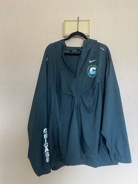 Nike Chicago Marathon windbreaker
